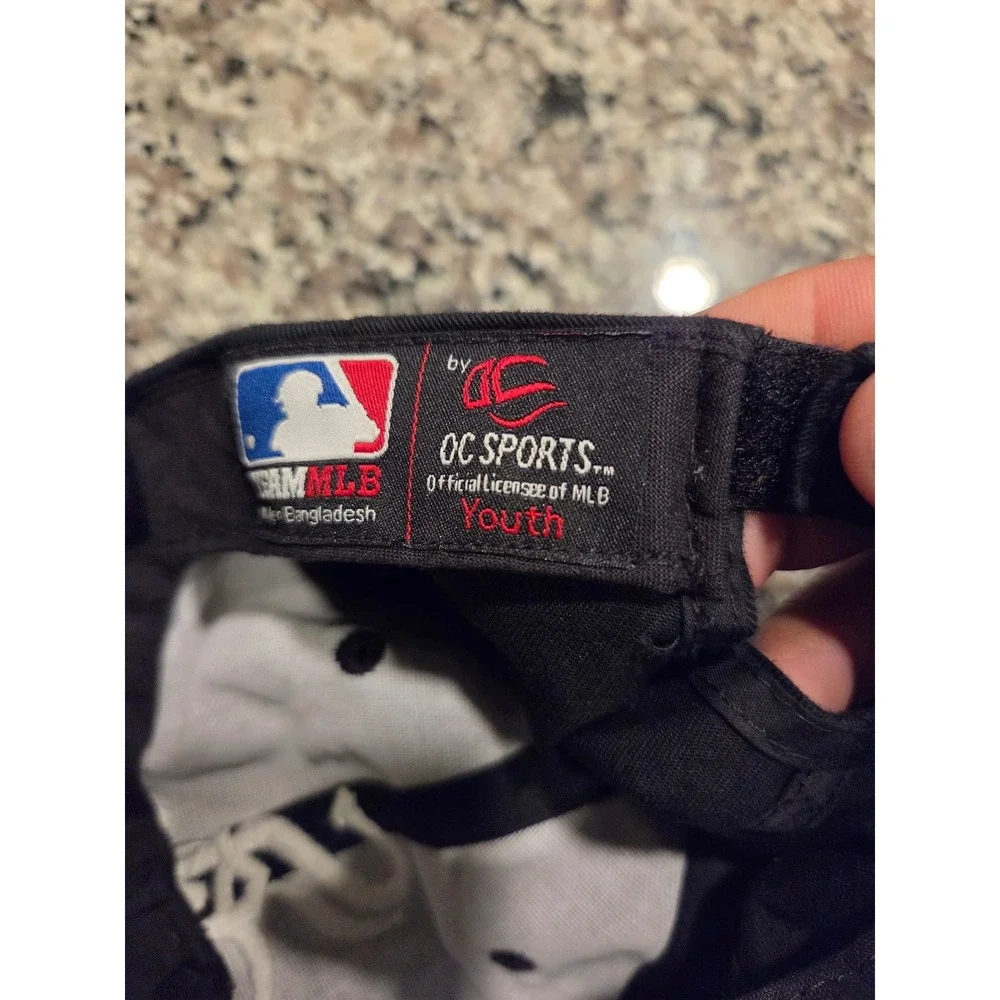 OC Sports Chicago White Sox Hat Youth Black MLB Baseball Cap Adjustable Logo